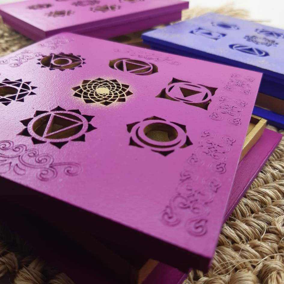 Cristales de los 7 chakras en caja